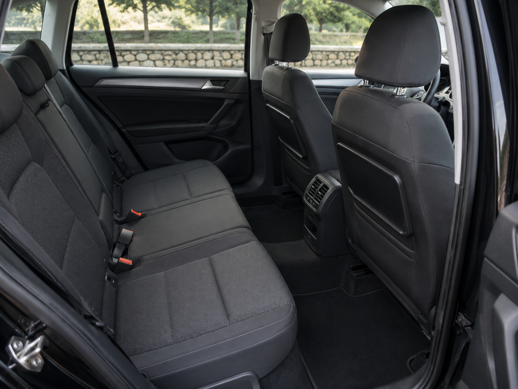 VW Sportsvan 2.0 TDI Automatic