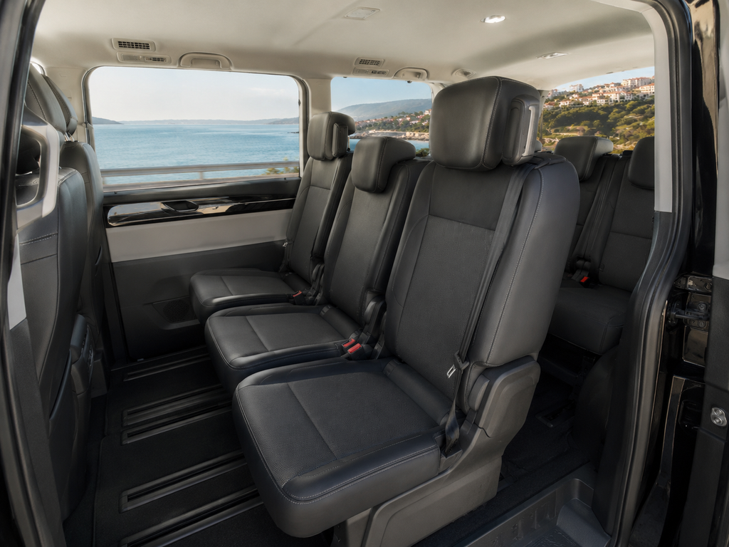 VW Multivan 2.0 TDI 7 Seats Automatic