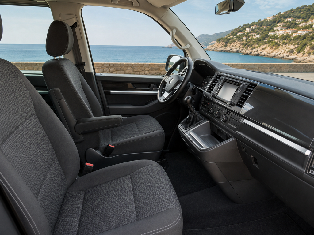 VW Multivan 2.0 TDI 7 Seats Automatic