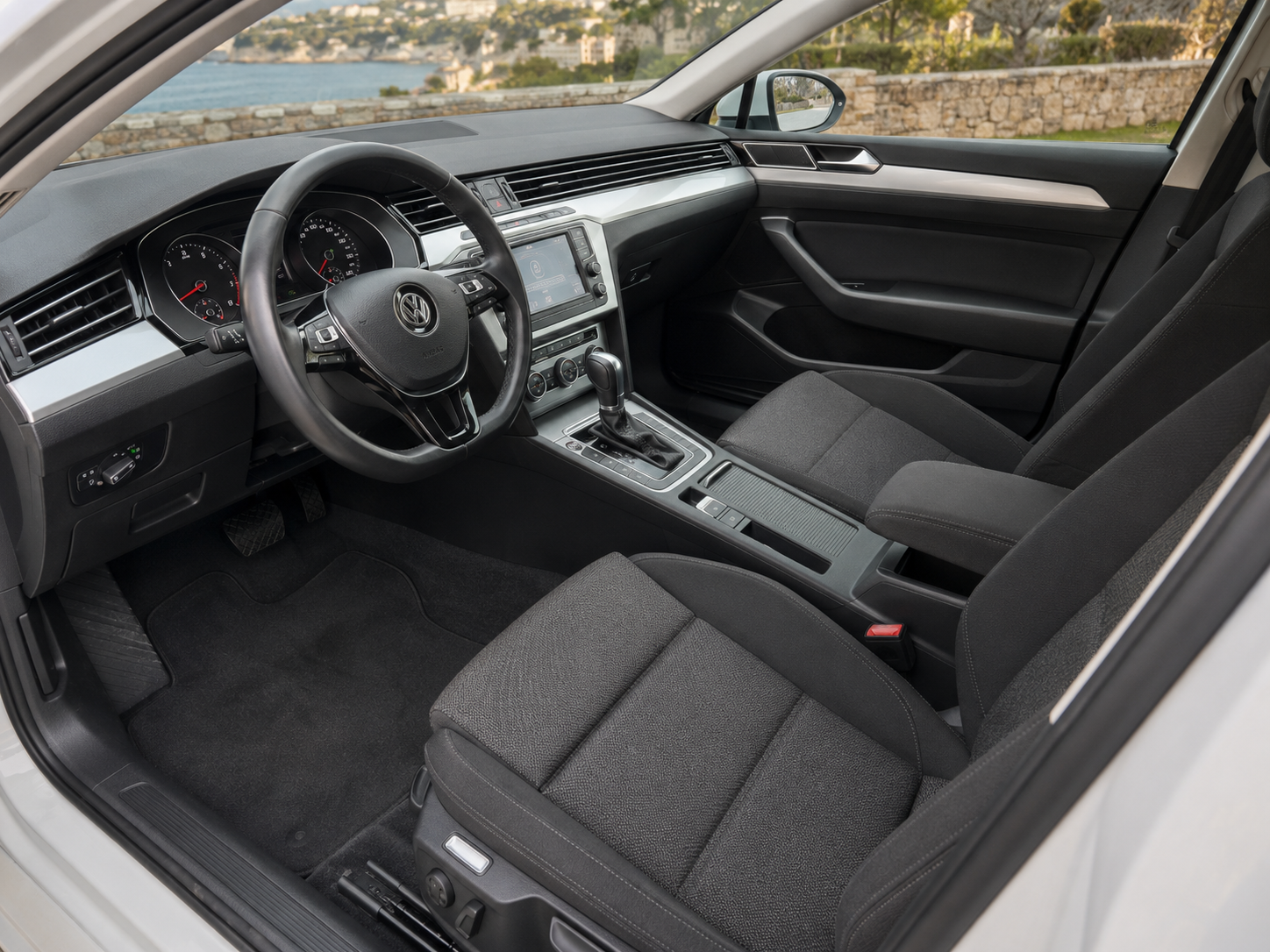 VW Passat 8 2.0 TDI Variant Automatic